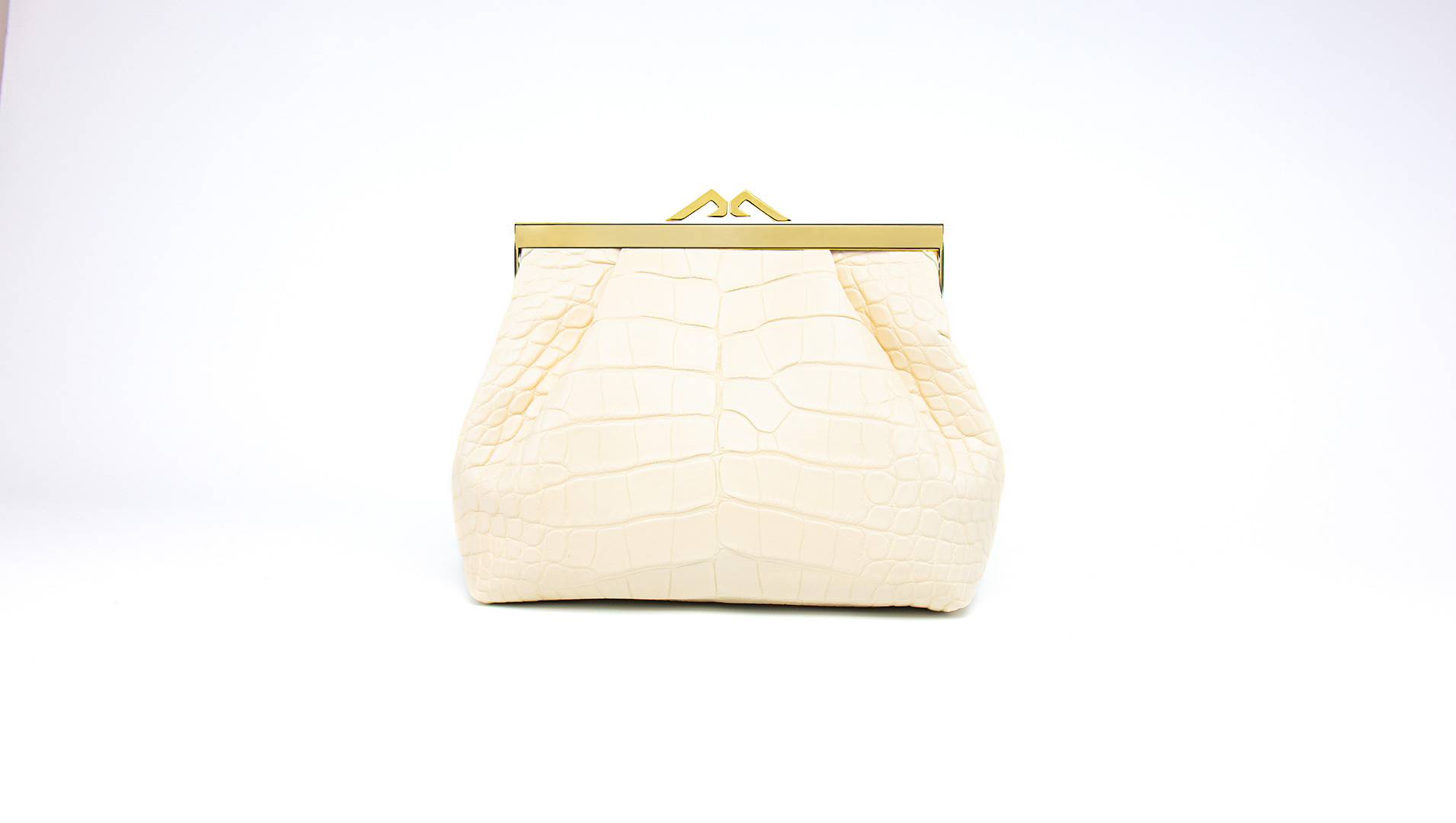 Cream clutch bag, alligator handbag. NATALIA-Front-CRC2200021-012-NAC-1